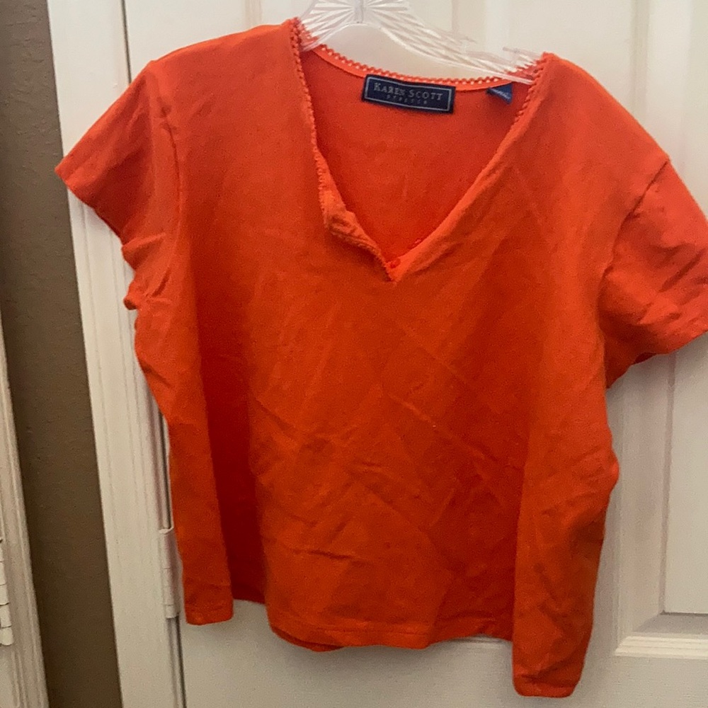 FINAL MARKDOWN Karen Scott tee large